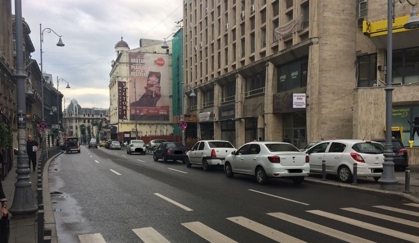 Masini parcare pe Calea Victoriei