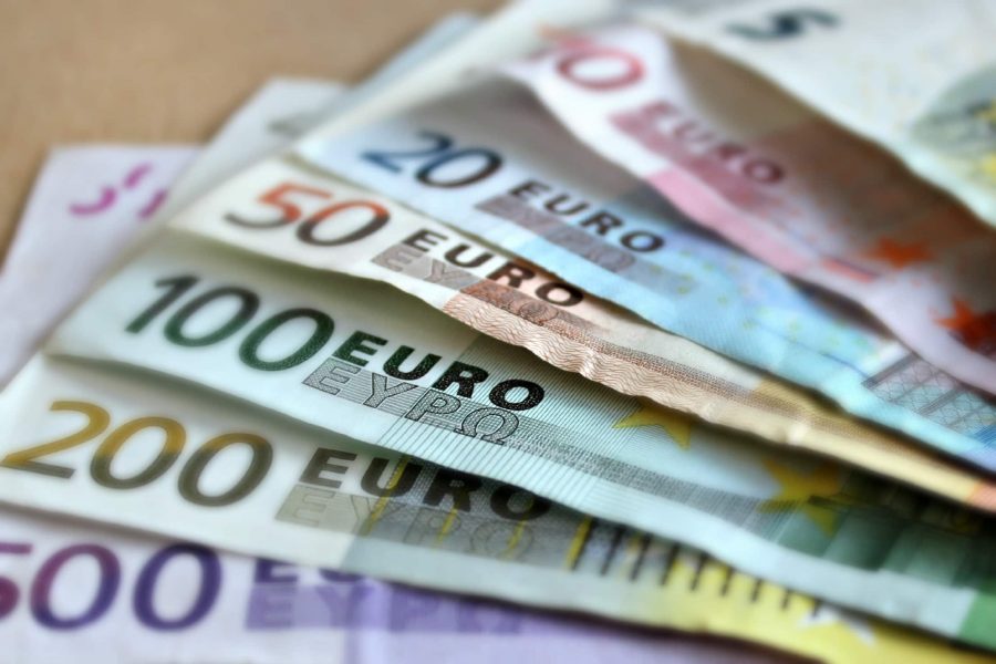 euro bani cash valuta