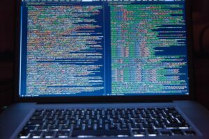 dark web. hacker. internet. sursa: pexels