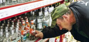 Rusia, alcool, vodka, bauturi. Sursa- Facebook