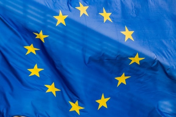 comisia europeana UE Uniunea Europeana steag sursa CE