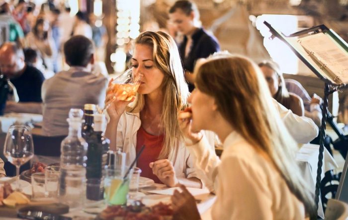 restaurant mancare vin bautura