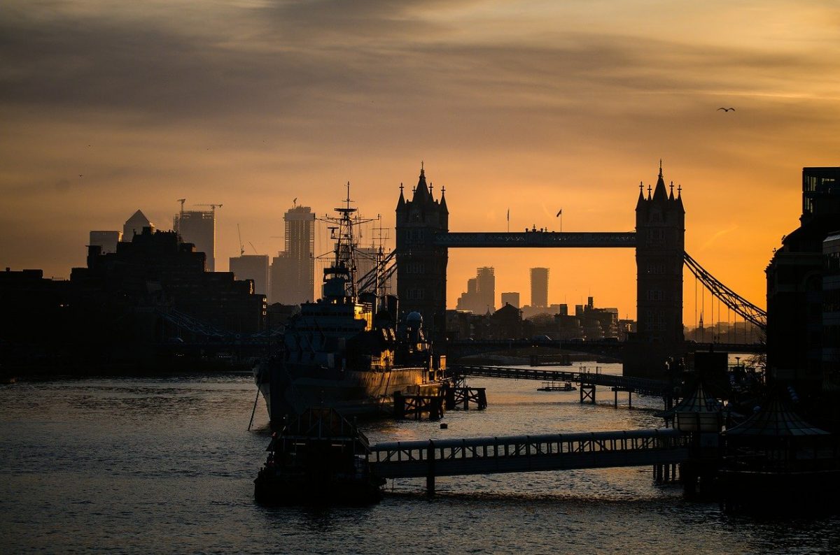 Foto: Londra, Tower Bridge, Marea Britanie /