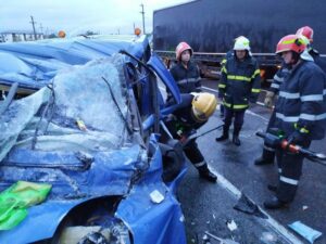 accident-Letcani-sursa-ISU-e1601355659133