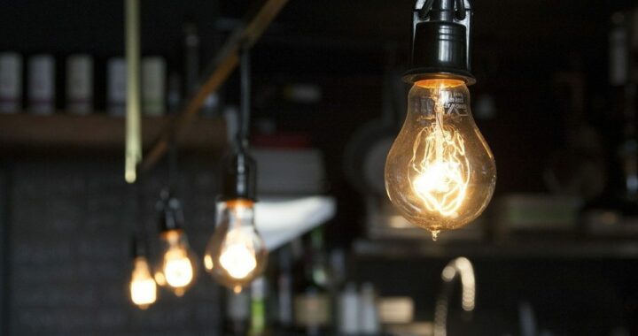 bec becuri energie electrica lumina facturi