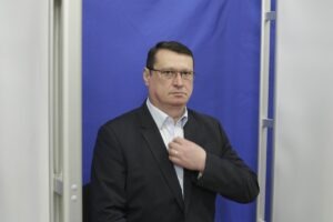 dumitru chirita, anre