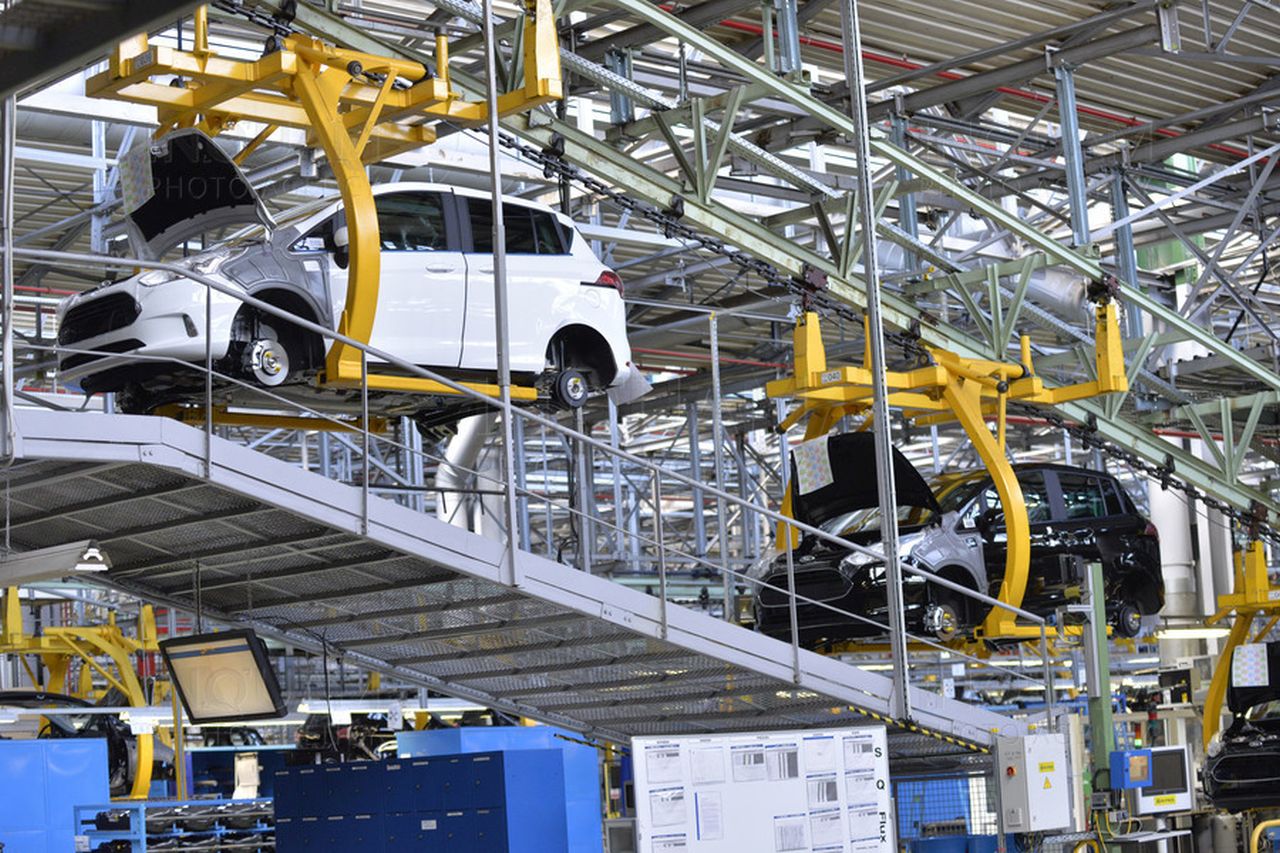 FABRICA FORD