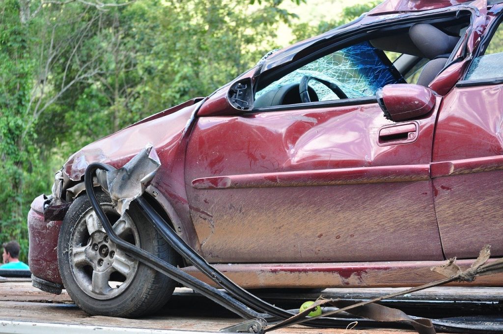 masina, accident, asigurare auto, service