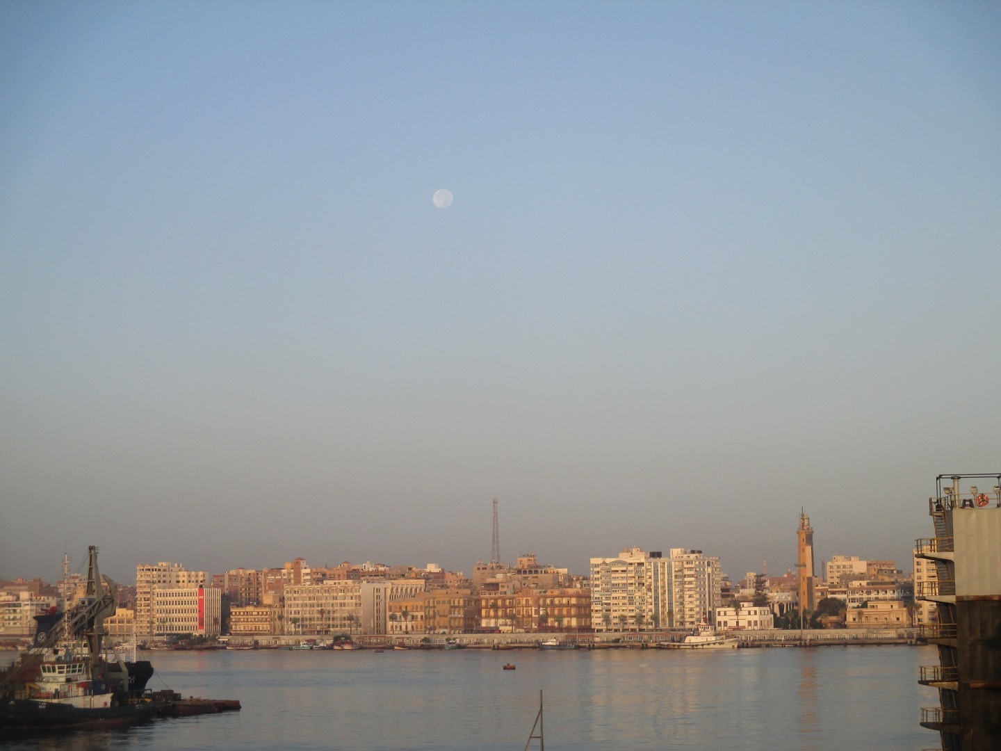 suez foto