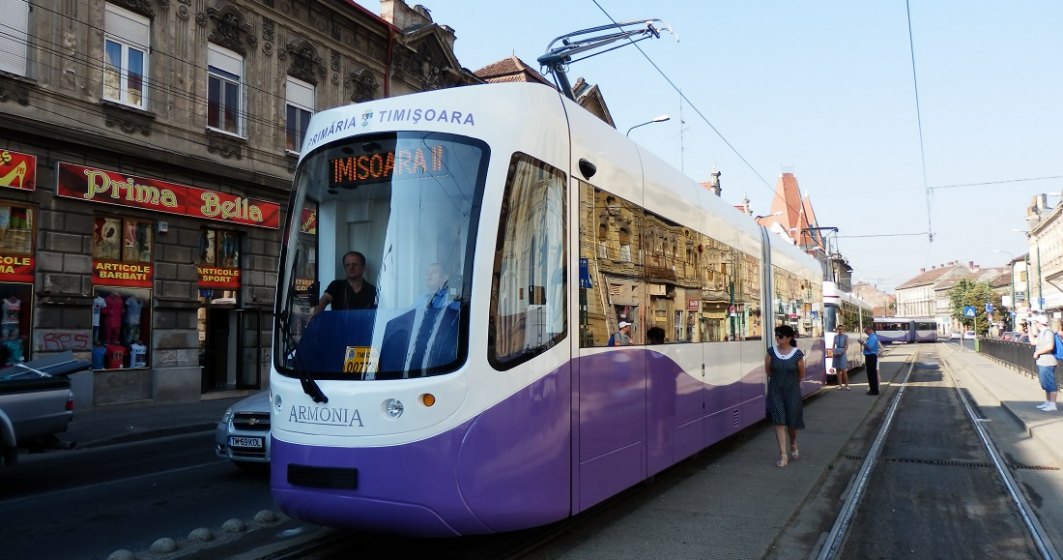 Tramvai Armonia Produs la Paşcani în Timişoara