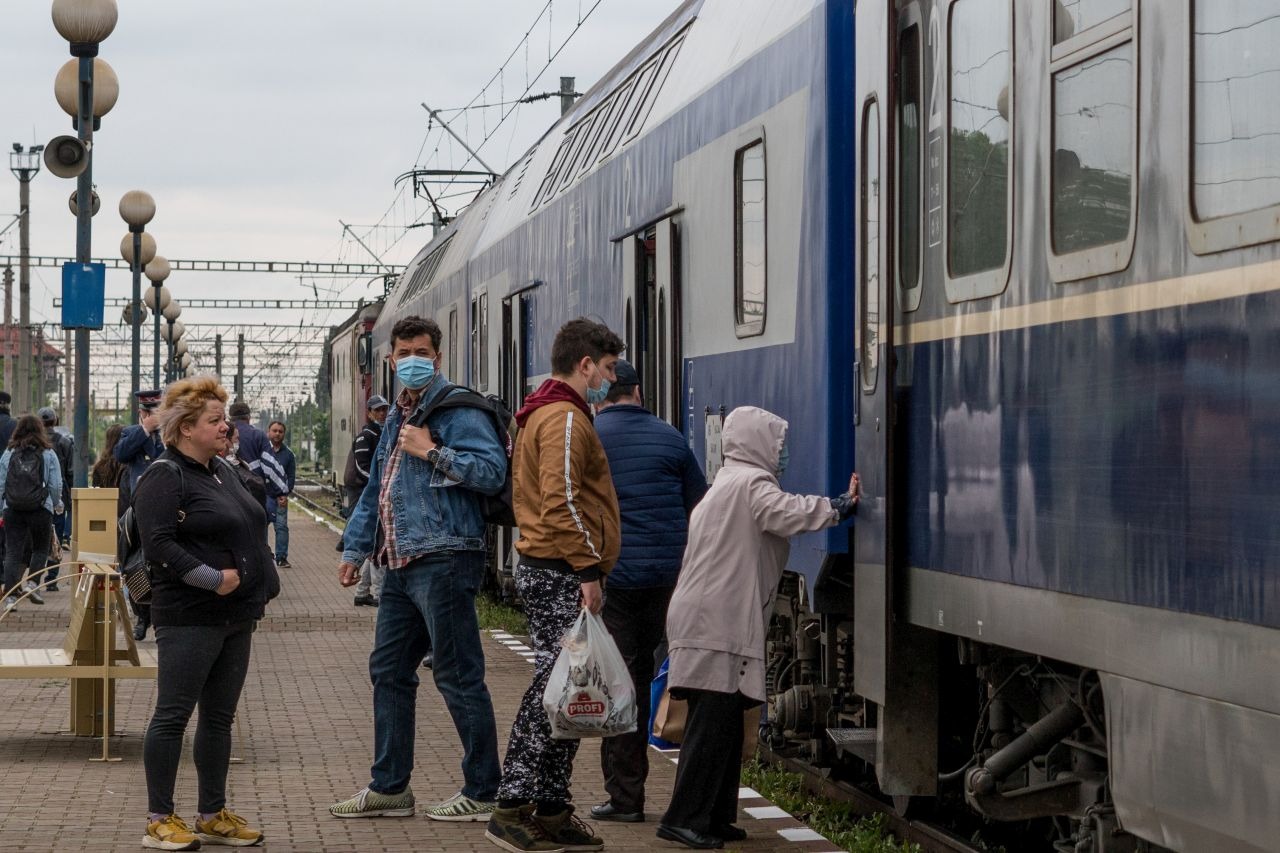 tren, gara, cai ferate