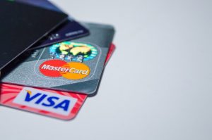 Carduri visa mastercard