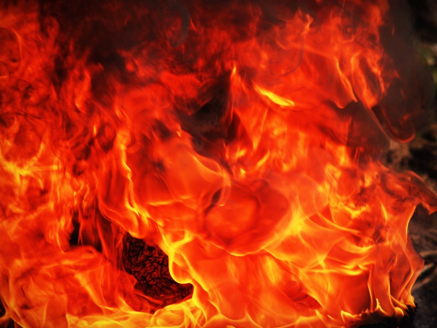 foc, incendiu