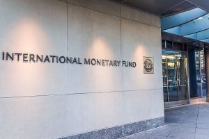 sigla fmi la intrarea in sediul institutiei
