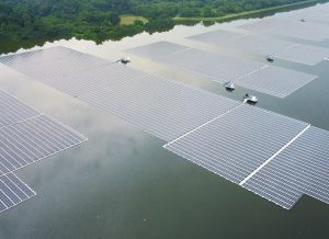 sembcorp centrala fotovoltaica plutitoare Singapore