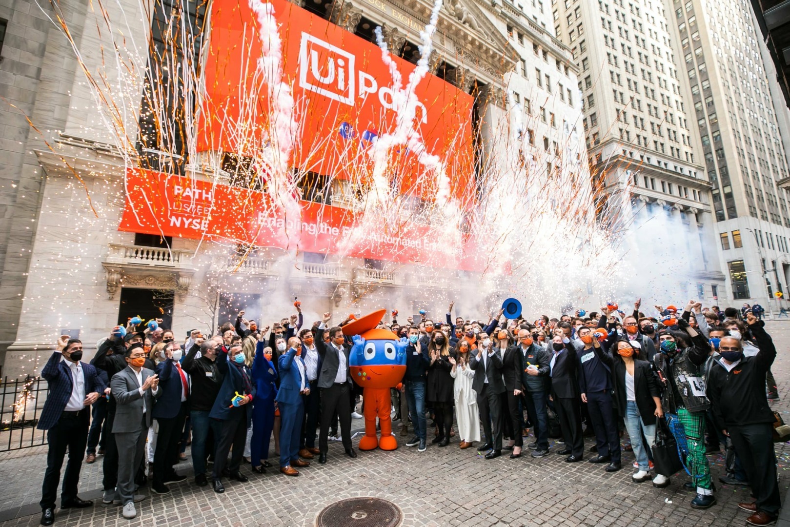uipath listare