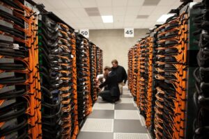 servere, calculatoare, informatica