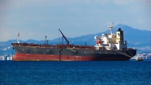 vas nava petrolier ship-2078428_1920