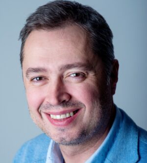 Victor Cosconel, Colliers