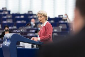 ursula von der leyen, presedintele comisiei europene, sefa, parlamentul european, comisia europeana, plen. dezbatere, discurs