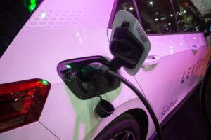 masina electrica, statie incarcare