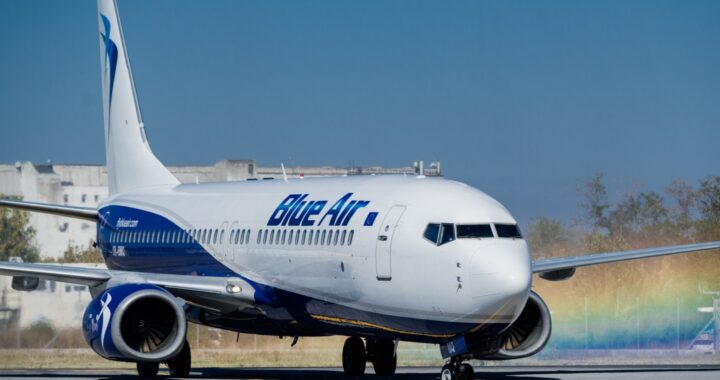 blue air, avion