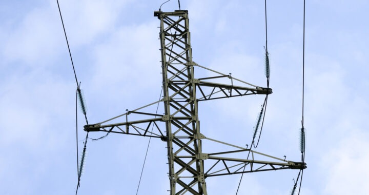 energie electrica, curent, retea electrica, stalp