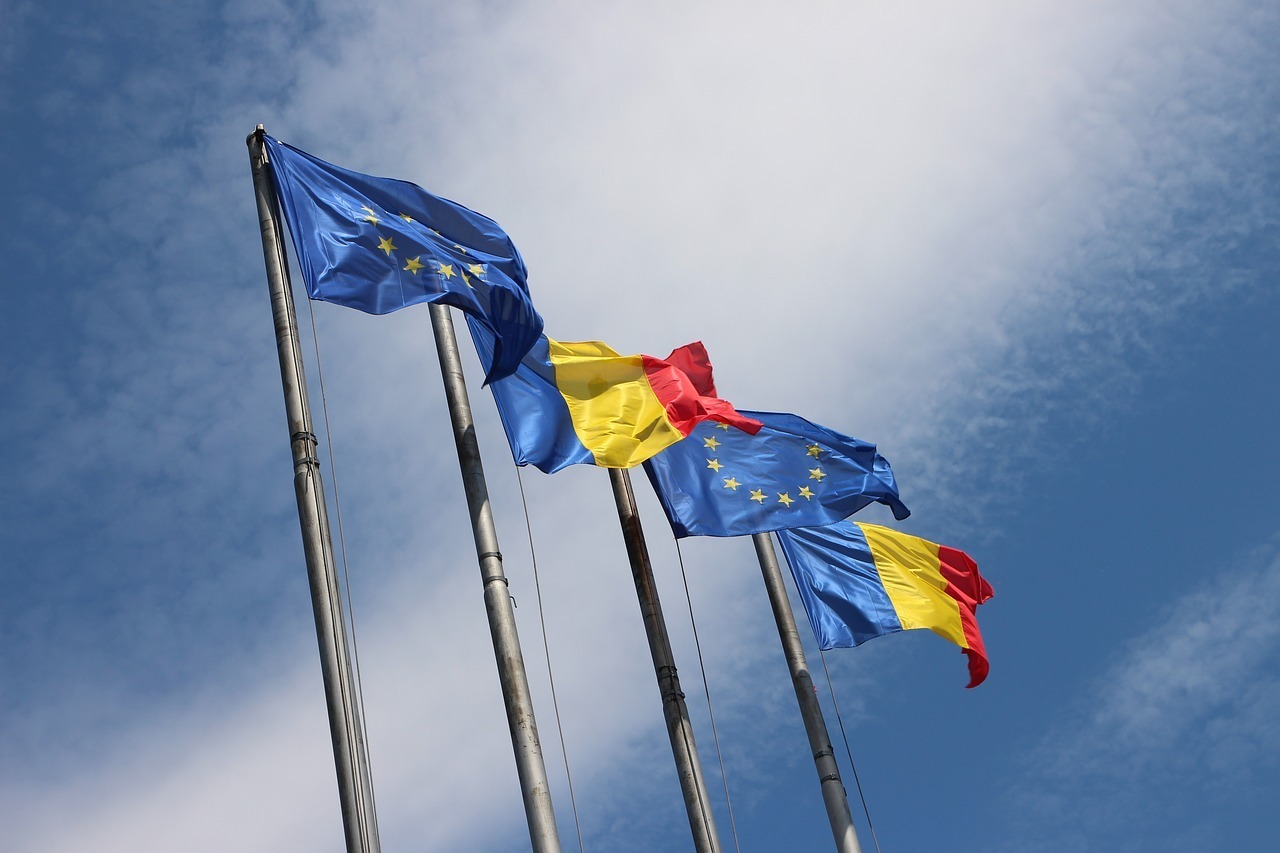 Steaguri Romania si UE