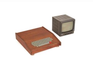 Apple-1