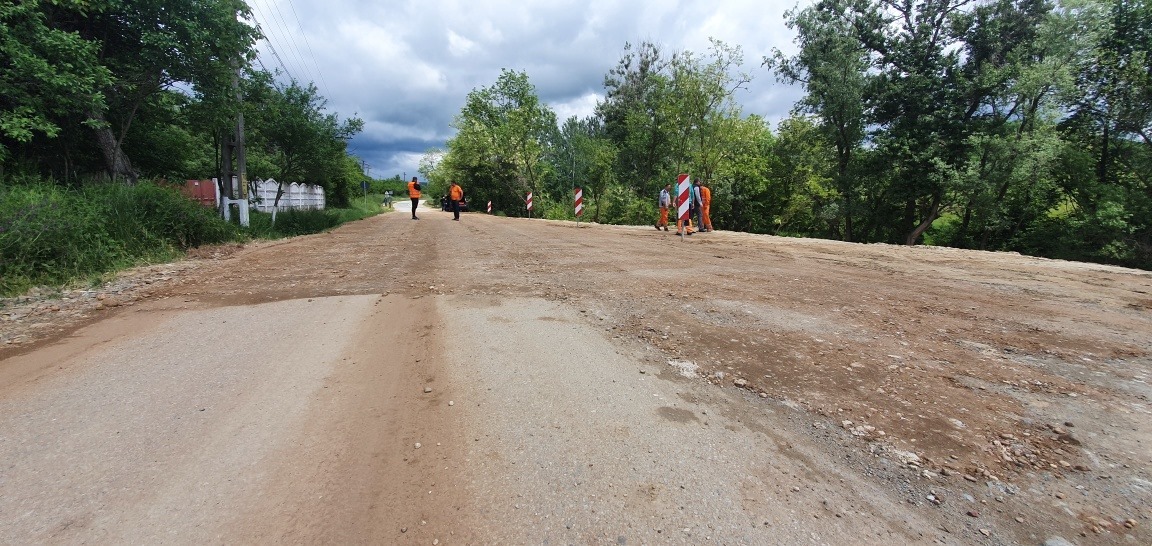 DN 67 B Târgu Logreşti