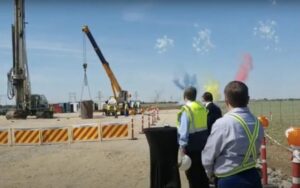 Inaugurare-cu-artificii-tricolore-a-lucrărilor-la-bucata-de-sud-a-centurii-Capitalei-scaled-e1597747887531-640x400