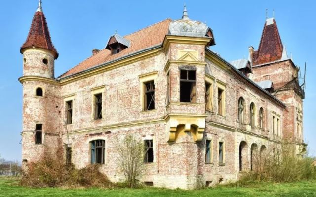 Castel