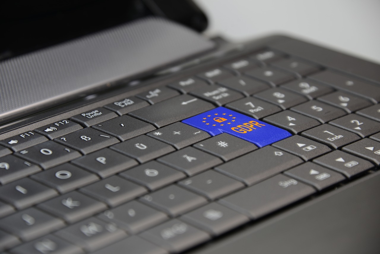 laptop gdpr protectia datelor