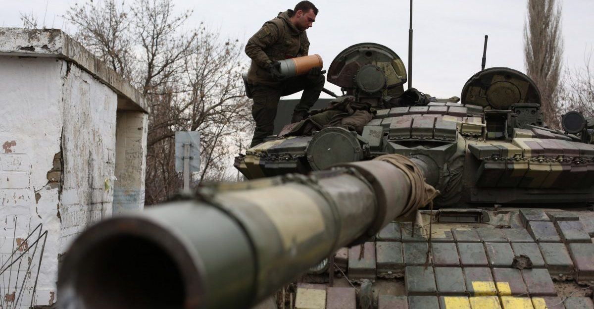 armata, ucraina, donbas, donețk, tanc, blindat, razboi, invazie, soldati, militari
