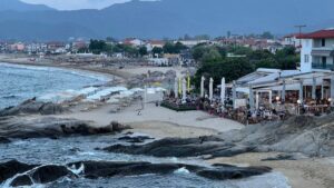 grecia taverna concediu sarti sursa g4media