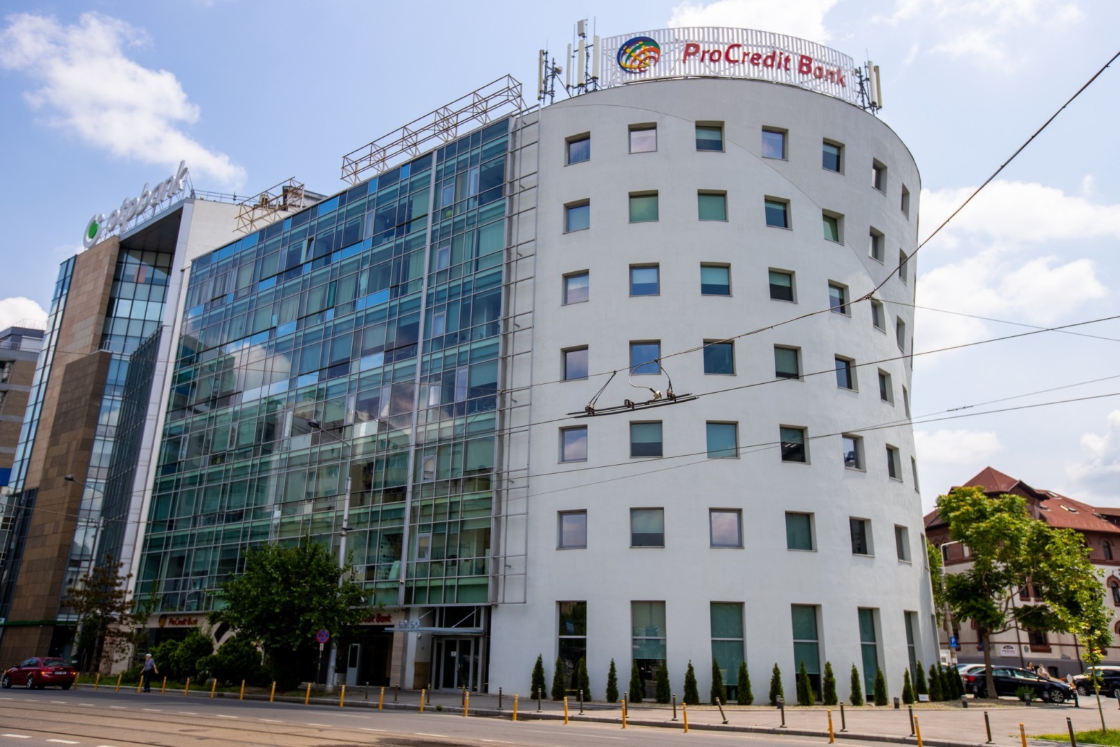 Cascade Office Building