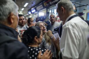 blue air, scandal, calatori, otopeni