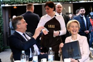 Andrej Plenkovic Ursula von der Leyen croatia Euro