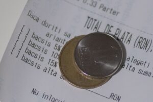 bacsis, tips, bon fiscal, bani, nota de plata