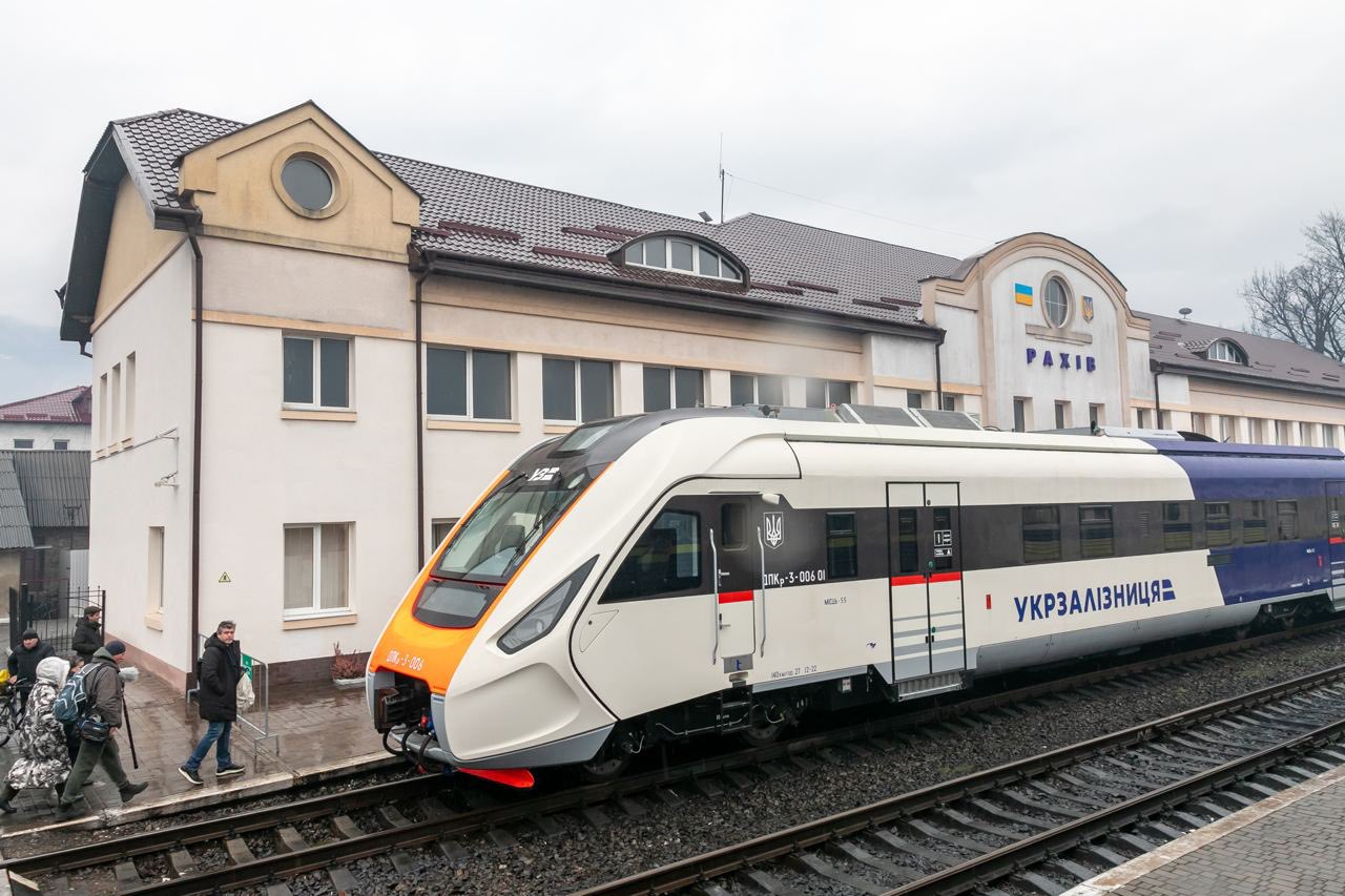 Tren Ucraina 3
