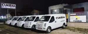 curiera foto masini