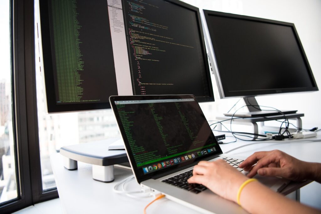 IT, programator, programare, computer, digital, hardware