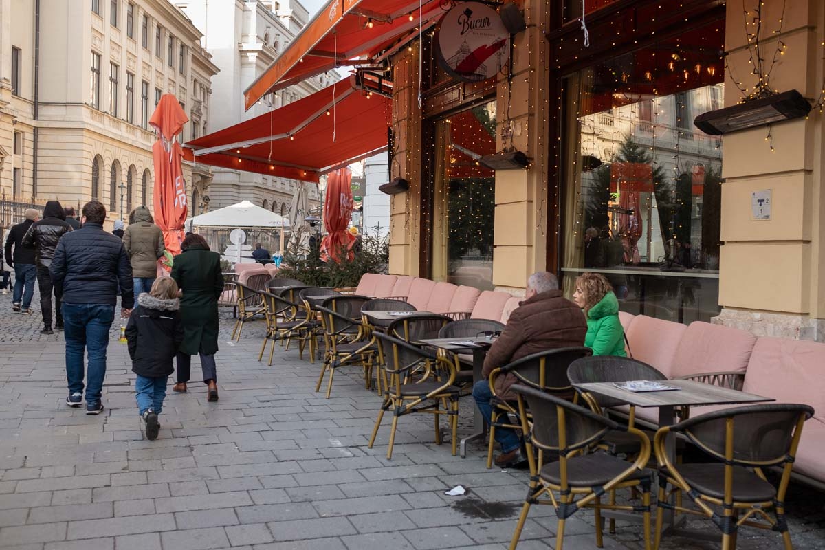 Centrul vechi Bucuresti, terasa, restaurant