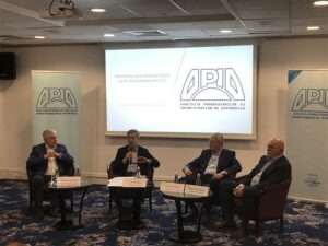 conferință Asociația Producătorilor și Importatorilor Auto Dan Vardie 2023