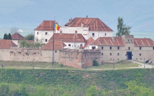 cetatuia cetate brasov