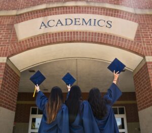 studenti, universitate, academie, absolventi