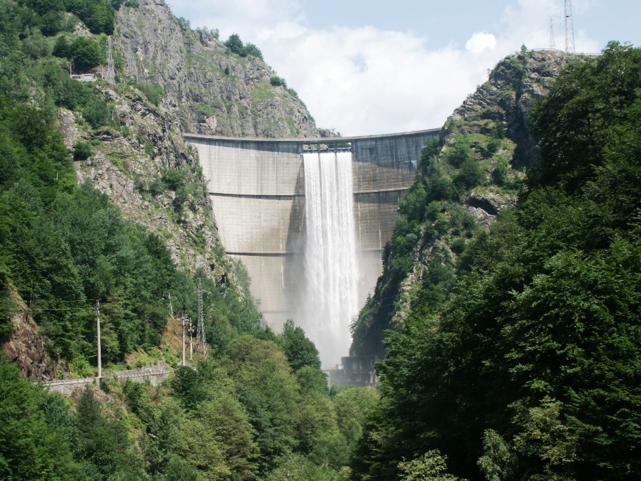 vidraru_2