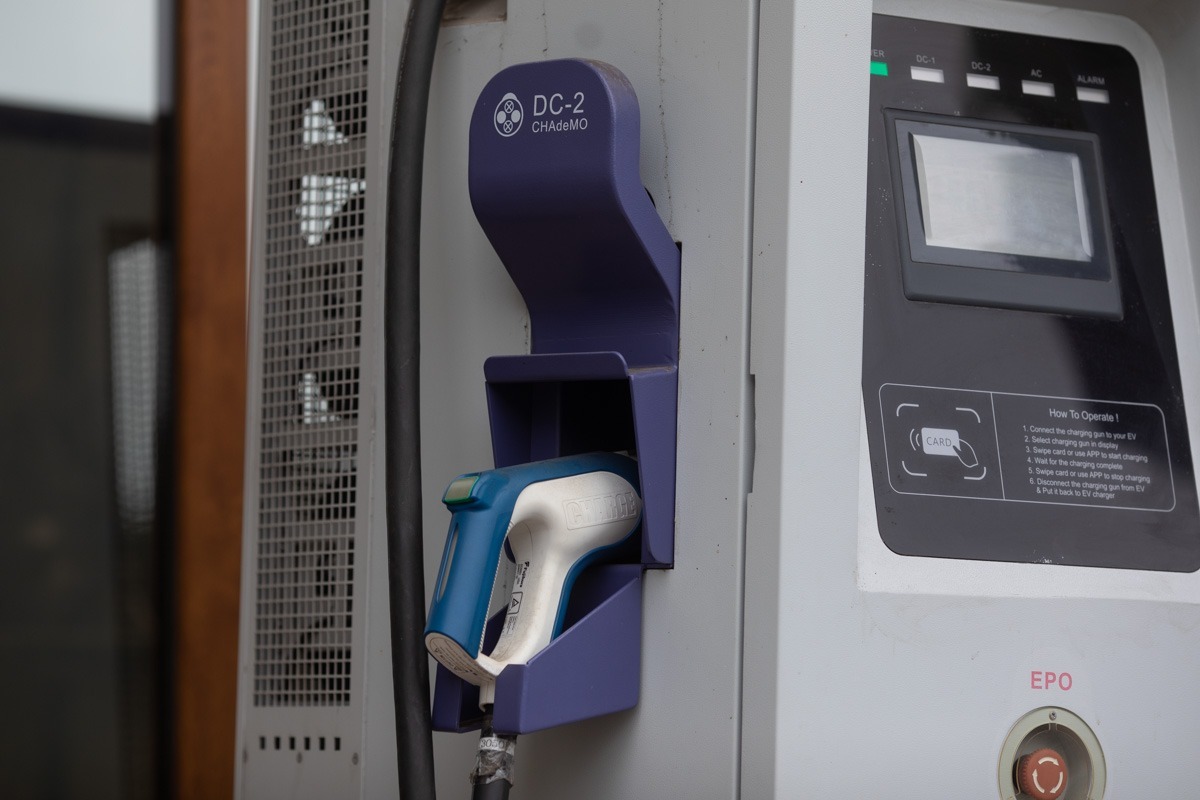 masini electrice, statie incarcare