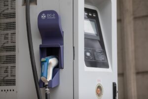 masini electrice, statie incarcare