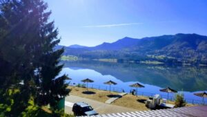 lacul colibita